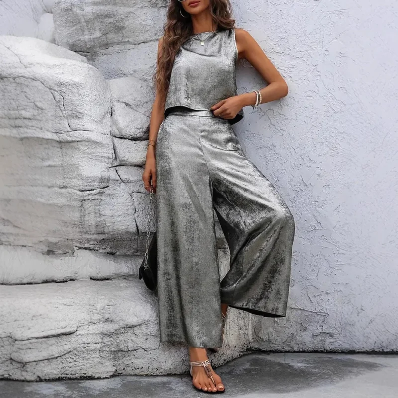 Damen Glänzendes Set aus ärmellosem Oberteil und weitem Hosen – Élanora